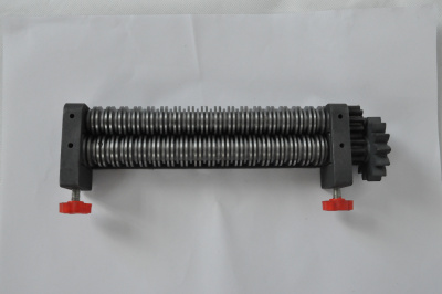 Нож для тестораскатки-лапшерезки XINXIN DHH-240C 2х6 мм